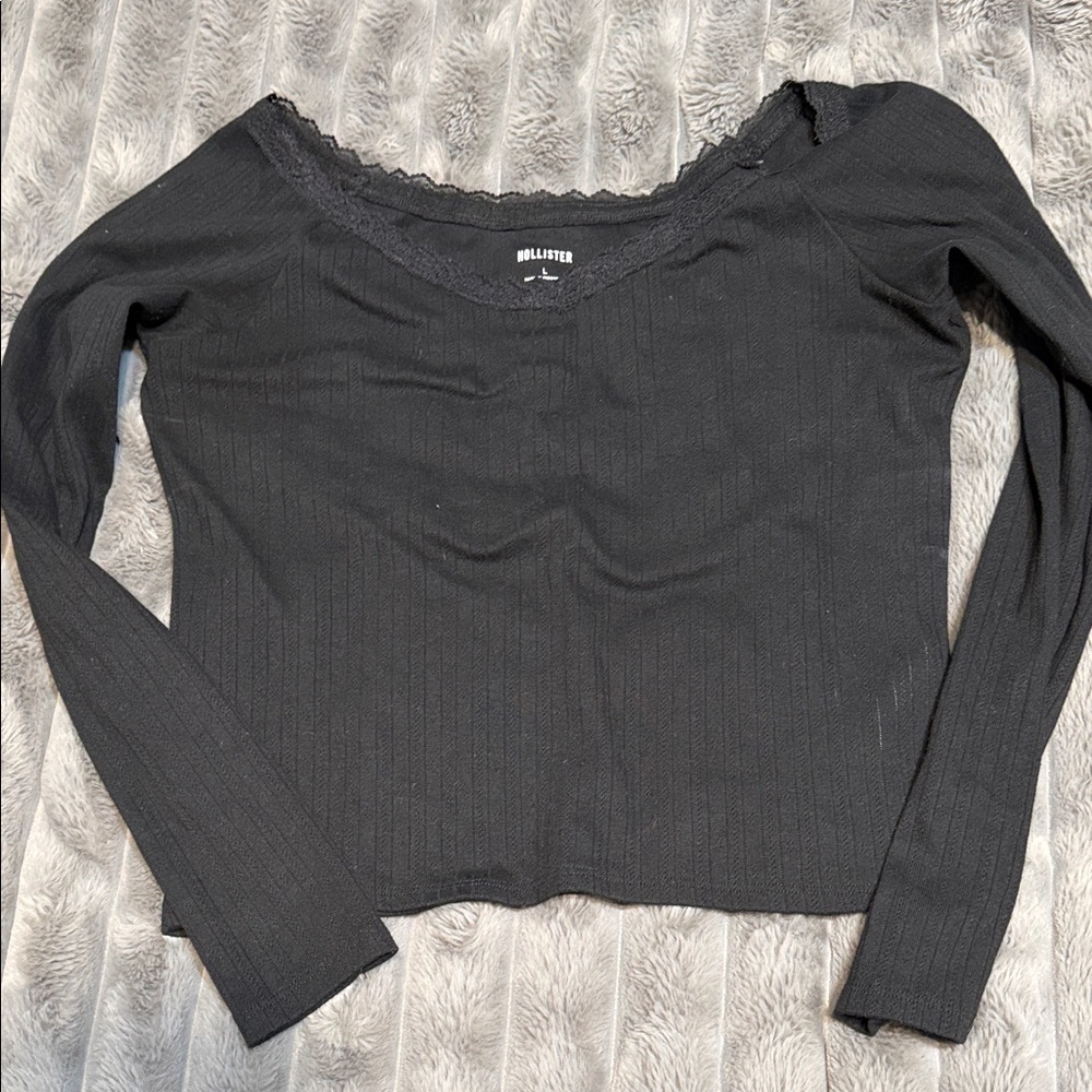 Hollister Women's Charcoal Long Sleeve Tee